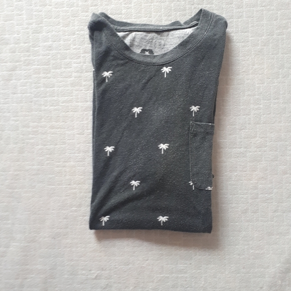 T-shirt - Picture 2 of 2